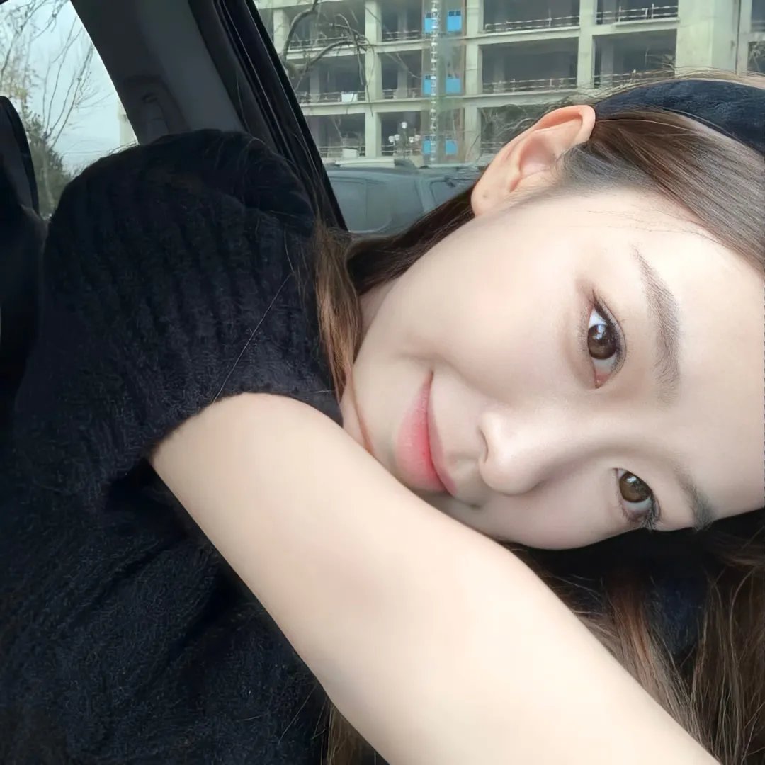 深红之名 高清封面